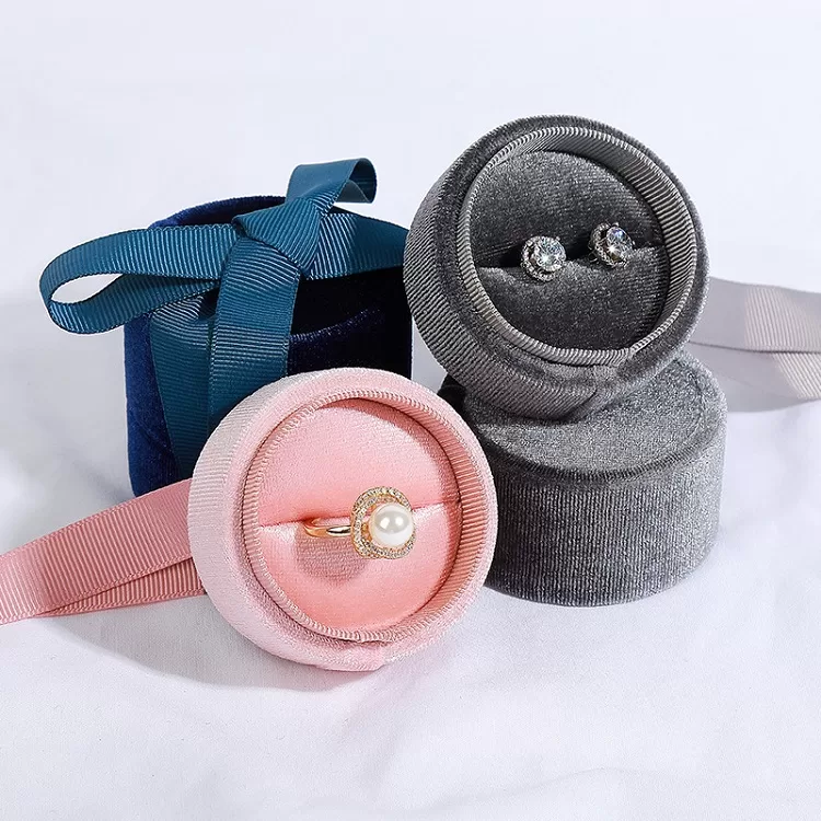 Blue corduroy earring box round shape