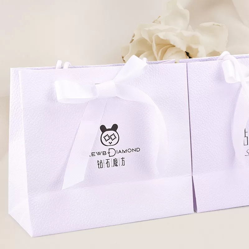 paper bag dior,paperbag dior,dior shopping bag paper,dior paper shopping bag