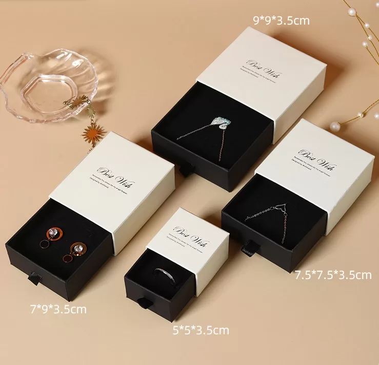 High-density black sponge insert with velvet top for protecting rings and earrings