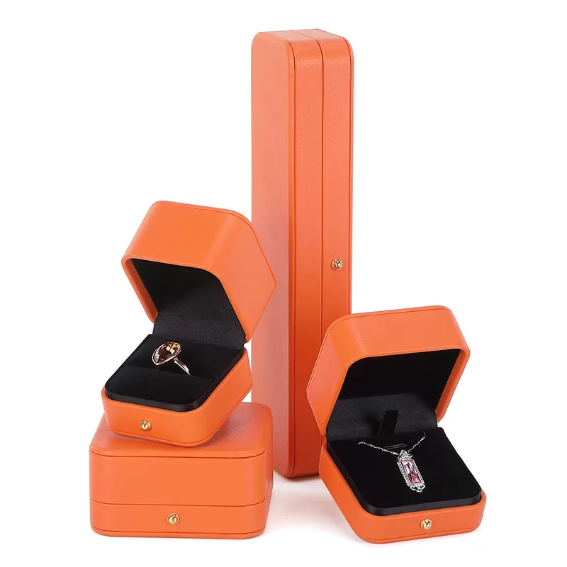 Solid color jewelry packaging