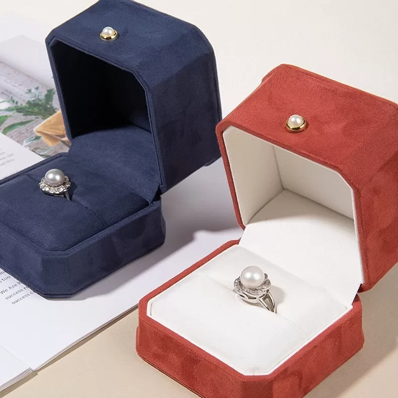 Luxury microfiber jewelry box with logo engraving,OEM/ODM microfiber jewelry gift box wholesale,Waterproof microfiber travel jewelry case,Custom microfiber jewelry box with velvet lining