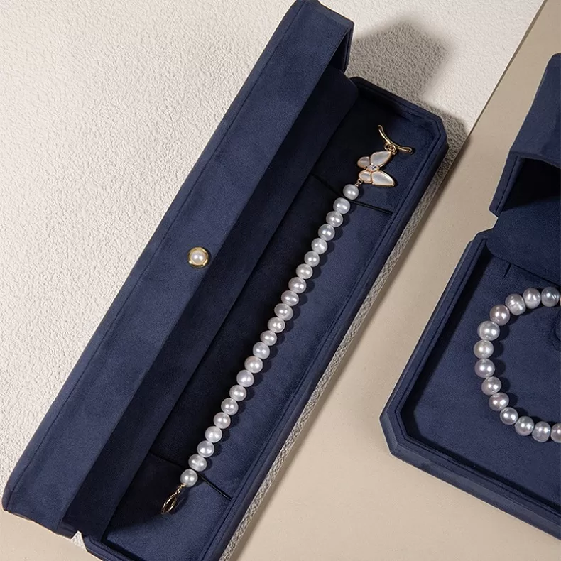 Luxury microfiber jewelry box with logo engraving,OEM/ODM microfiber jewelry gift box wholesale,Waterproof microfiber travel jewelry case,Custom microfiber jewelry box with velvet lining