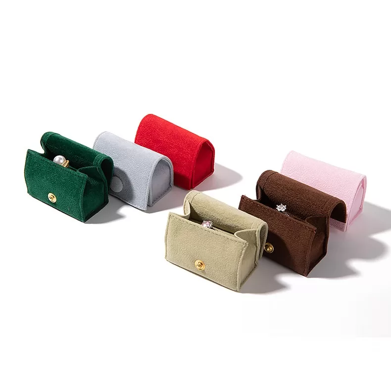 Portable velvet earring pouch packaging factory direct