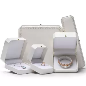 White Octagonal PU Leather Jewelry Box Wholesale with Gold Foil Stamping (Royal Wedding Series)