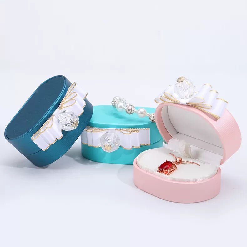 valentine's day gift,trinket box ornament,holiday jewelry box,tiny jewel box engagement rings