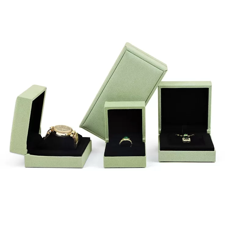 box store,baguette ring gold,jewelry box co,the little jewel box