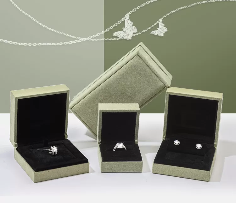 box store,baguette ring gold,jewelry box co,the little jewel box