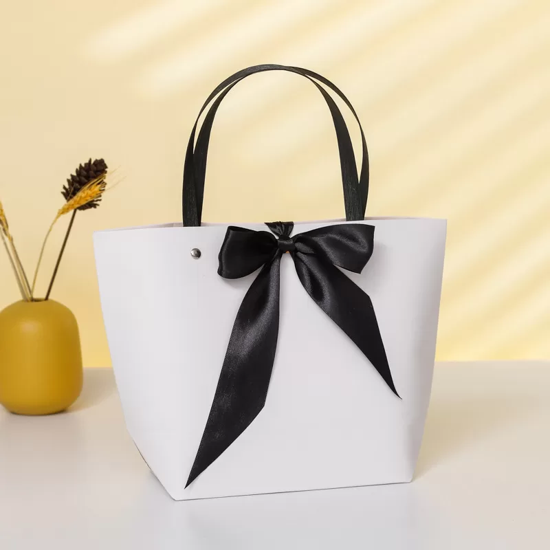 wrapping bags,paper bags wholesale near me,reusable tote bags bulk,reusable grocery totes