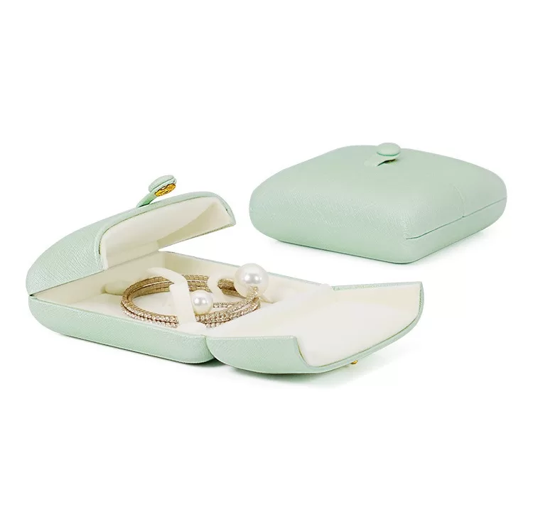 locket design,box chain designs,box clasp,little jewellery