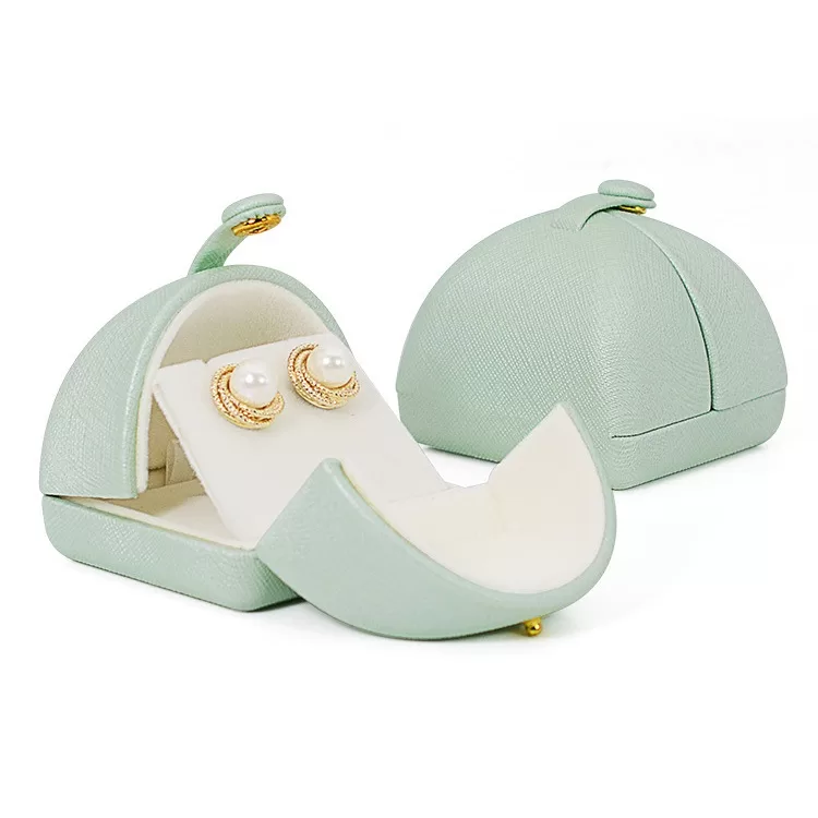 locket design,box chain designs,box clasp,little jewellery