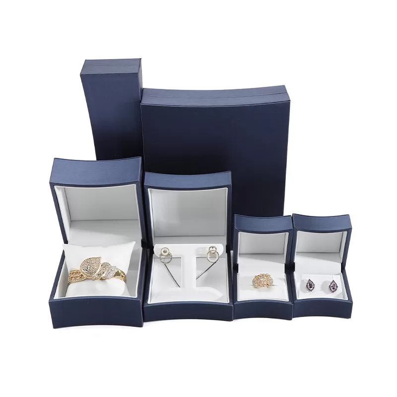 italian curved leather jewelry box,antique curved leather storage box,custom curved leather box for jewelry,curved leather ring box for weddings