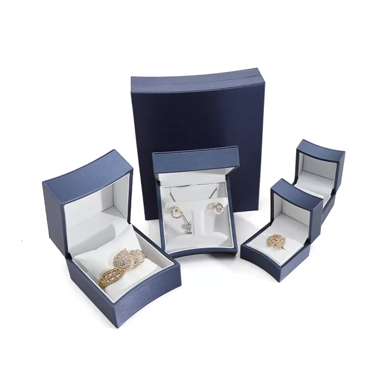 italian curved leather jewelry box,antique curved leather storage box,custom curved leather box for jewelry,curved leather ring box for weddings