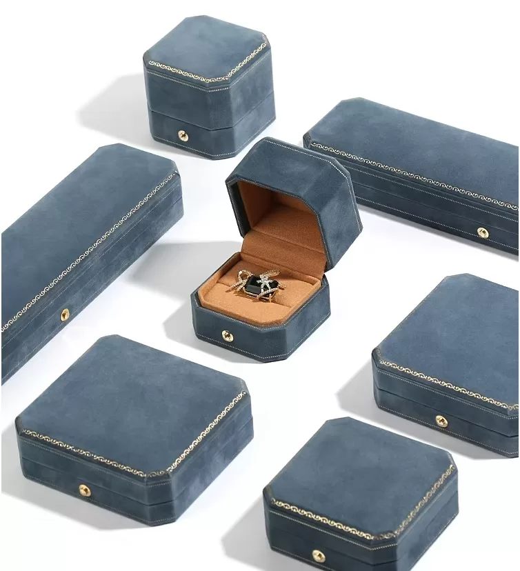 octagonal box with fine velvet,octagonal jewelry box for bracelets and bangles,octagonal personalized jewelry box,octagonal antique-Style jewelry box