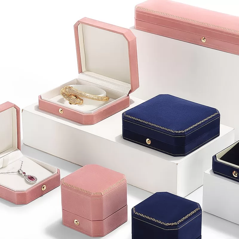 octagonal box with fine velvet,octagonal jewelry box for bracelets and bangles,octagonal personalized jewelry box,octagonal antique-Style jewelry box