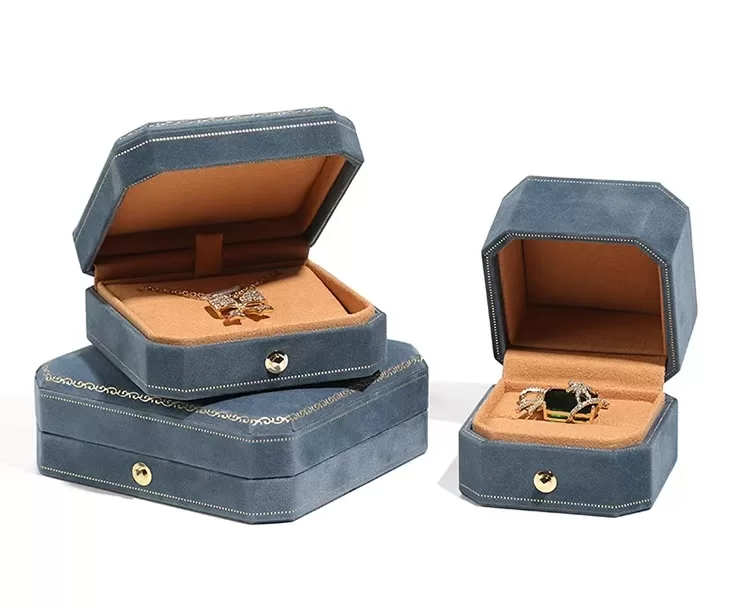 octagonal box with fine velvet,octagonal jewelry box for bracelets and bangles,octagonal personalized jewelry box,octagonal antique-Style jewelry box