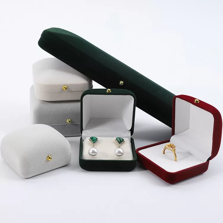 valentines gift box for her,engagement box,artificial jewellery box,plush ring box