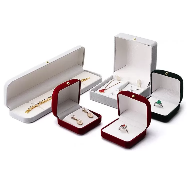 valentines gift box for her,engagement box,artificial jewellery box,plush ring box