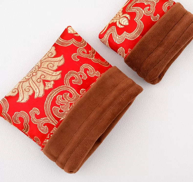 brocade double-layer drawstring pouch,jewelry pouch with flannel lining, brocade double-layer velvet-lined drawstring pouch,brocade padded drawstring pouch