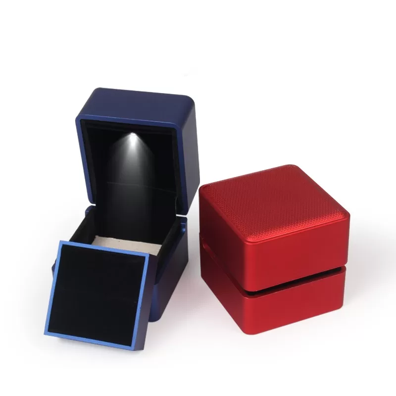 Lighted Detachable Jewelry Box,LED Illuminated Detachable Jewelry Organizer Box with Removable Trays