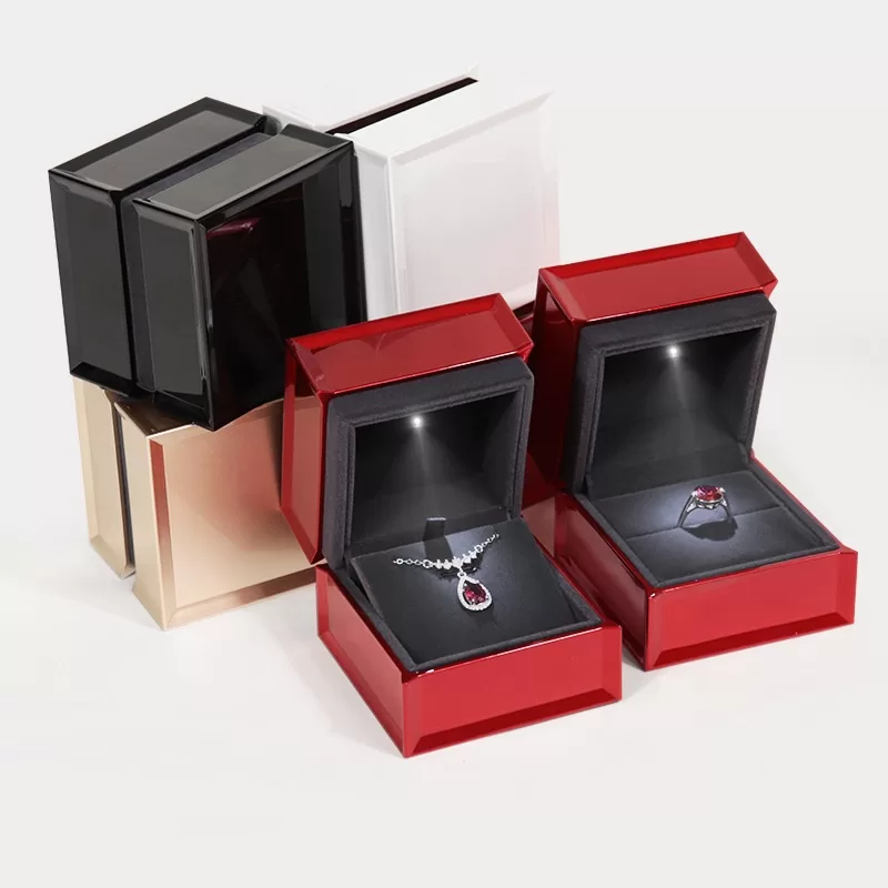 Classic black piano lacquer jewelry box with LED light wholesale