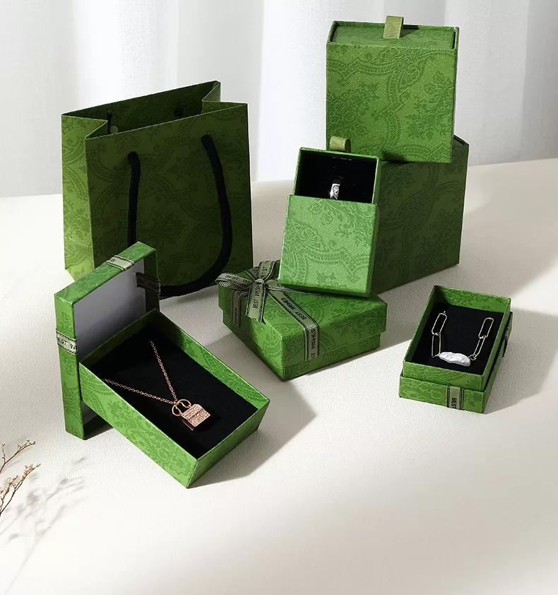 Gucci style luxury paper gift box,custom Gucci-style gift boxes,bulk order Gucci-inspired packaging boxes,Gucci gift box for wedding or anniversary presents