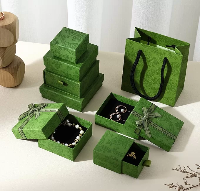 Gucci style luxury paper gift box,custom Gucci-style gift boxes,bulk order Gucci-inspired packaging boxes,Gucci gift box for wedding or anniversary presents