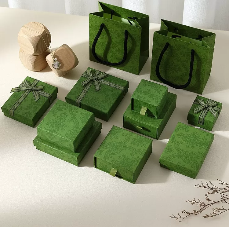 Gucci style luxury paper gift box,custom Gucci-style gift boxes,bulk order Gucci-inspired packaging boxes,Gucci gift box for wedding or anniversary presents