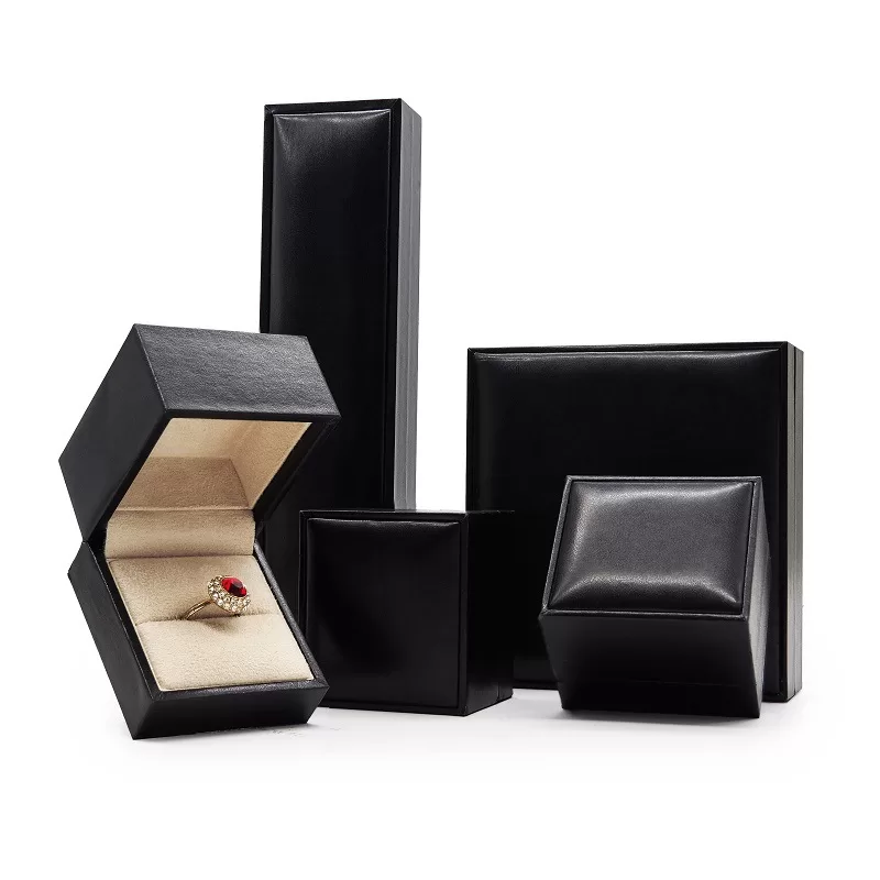 18K gold satin-lined Bulgari-style ring case,Italian luxury heirloom ring presentation box,Bulgari-inspired ring box,personalized engraved Bulgari gift box