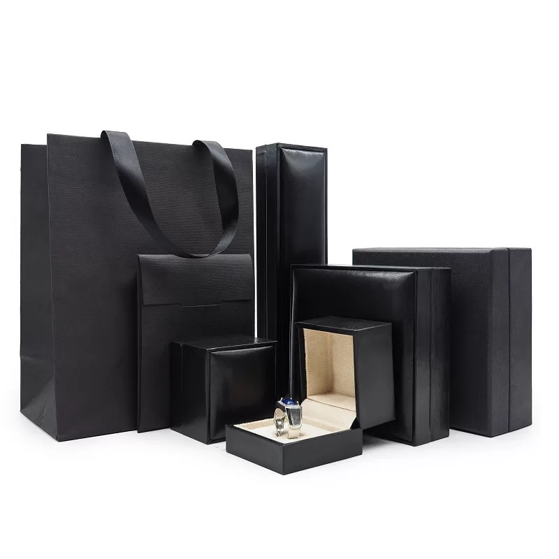 18K gold satin-lined Bulgari-style ring case,Italian luxury heirloom ring presentation box,Bulgari-inspired ring box,personalized engraved Bulgari gift box