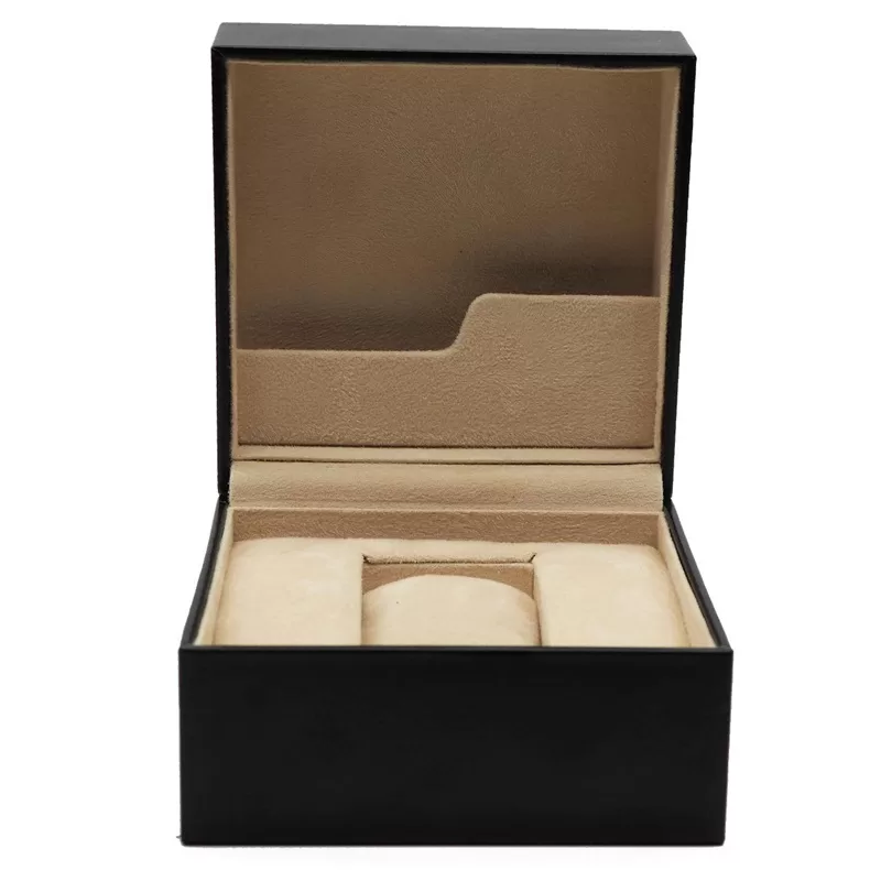 18K gold satin-lined Bulgari-style ring case,Italian luxury heirloom ring presentation box,Bulgari-inspired ring box,personalized engraved Bulgari gift box