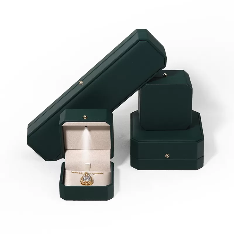 light box for jewelry,octagonaljewelry box with LED,engagement ring box with light,led ring box