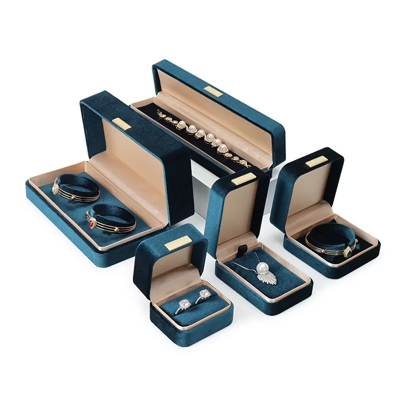 korean velvet jewelry storage box,korean fleece jewelry organizer,soft velvet jewelry box,polyester korean velvet jewelry box