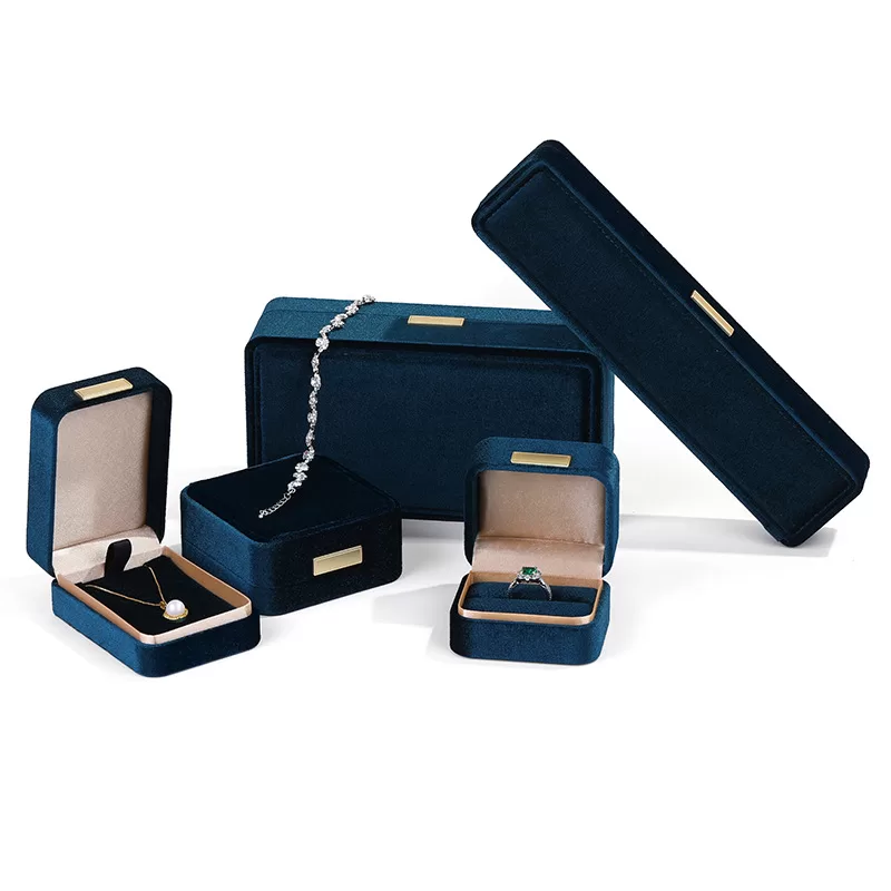 korean velvet jewelry storage box,korean fleece jewelry organizer,soft velvet jewelry box,polyester korean velvet jewelry box