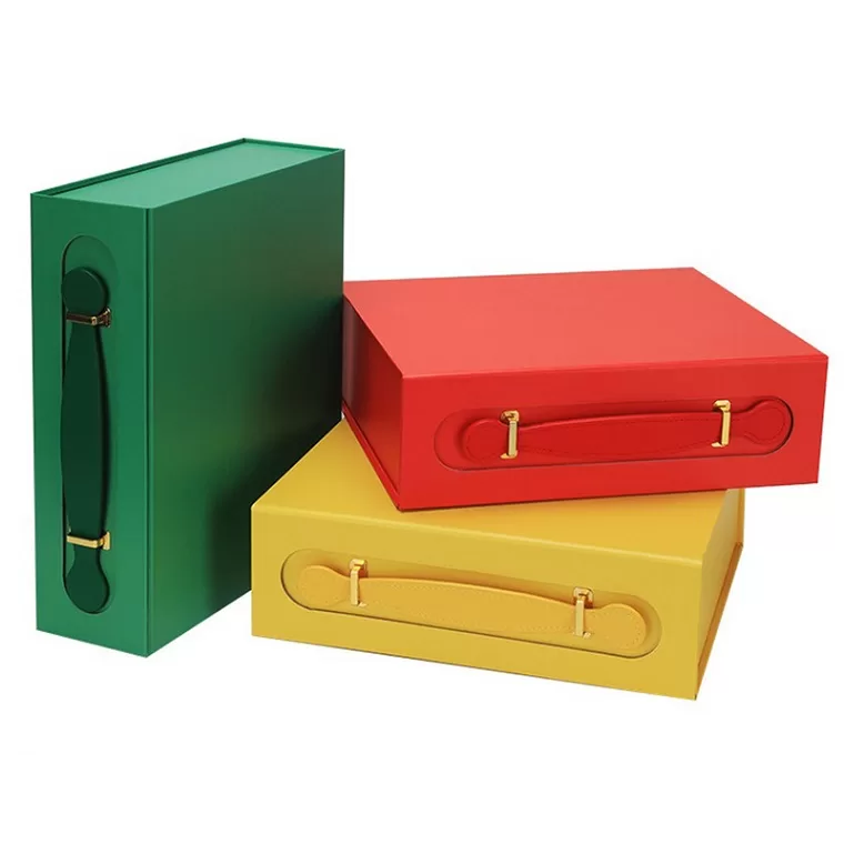 luxury paper foldable box with handle,box with magnetic closure and handle,small handheld gift box for jewelry