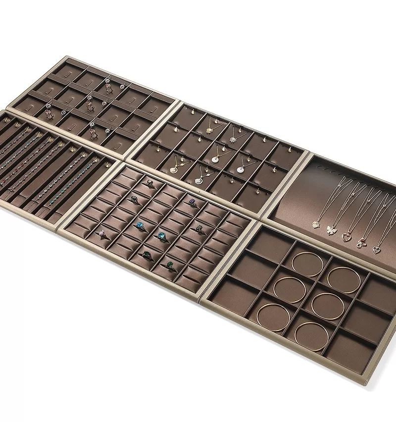 Vintage style jewelry display stand