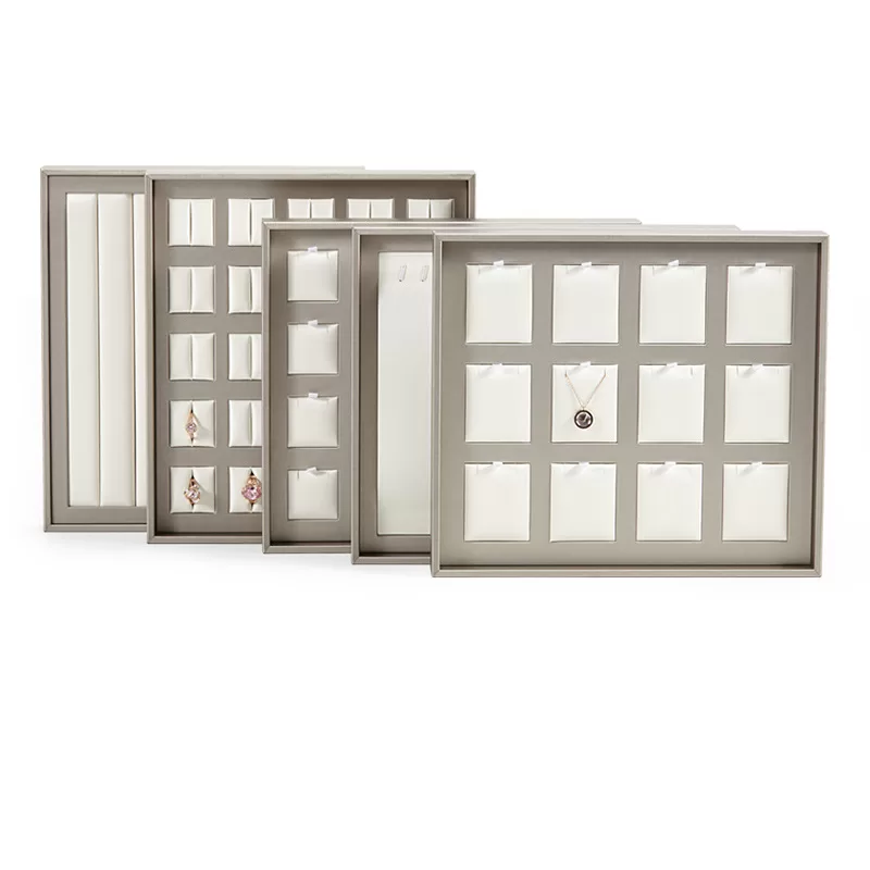 25-slot silver and white ring display tray