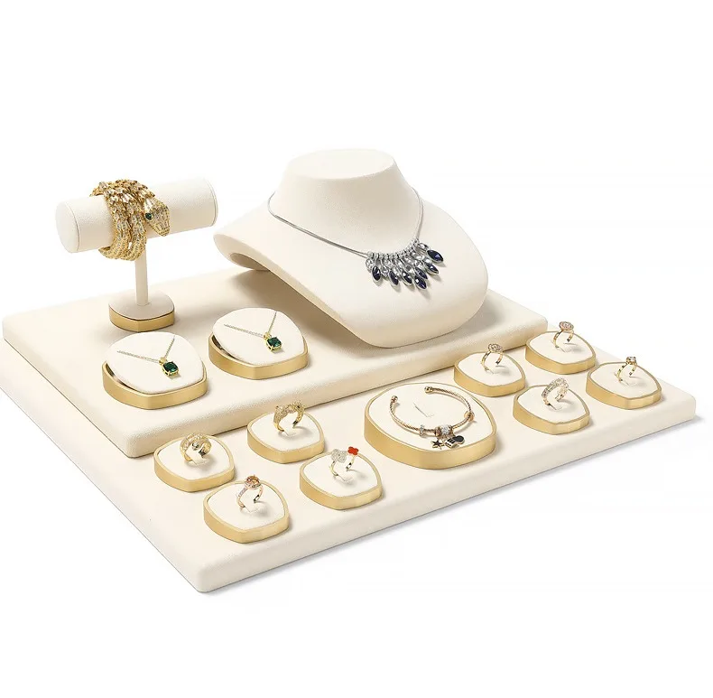 Rounded square pendant display stand gold border