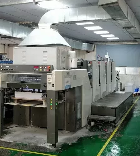 Bulk jewelry packaging storage warehouse in China