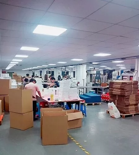 Wholesale jewelry packaging warehouse ready for global shipping